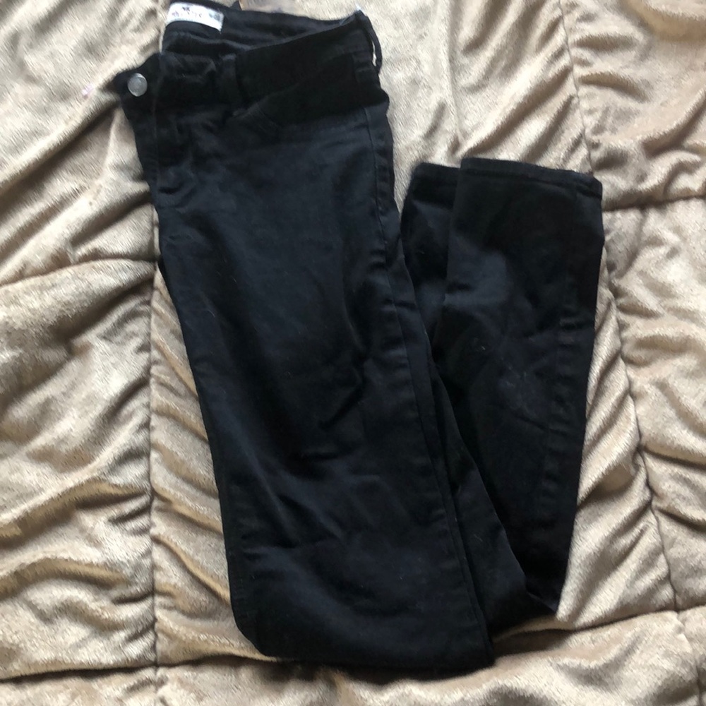 Black hollister jeans